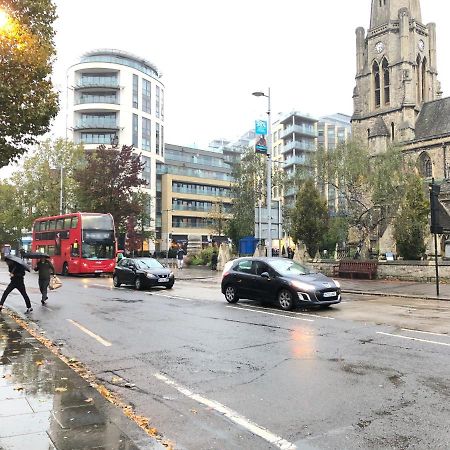 Greater London Holiday Let @ Hanwell Apartment Exterior photo
